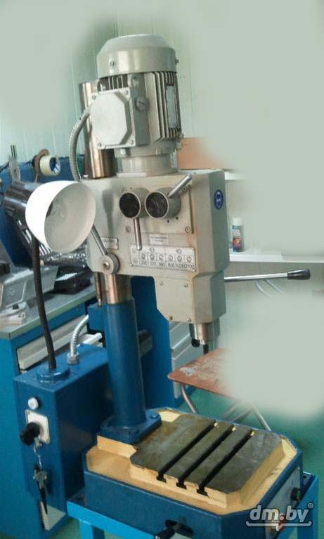 Загальний вигляд свердлильного верстата ГС2116К ГС2116К Загальний вигляд свердлильного верстата